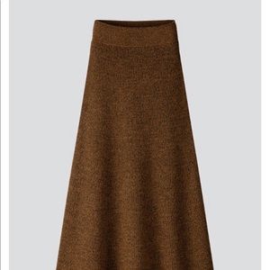 Uniqlo High Waisted Sweater Skirt🌿🌿🌿